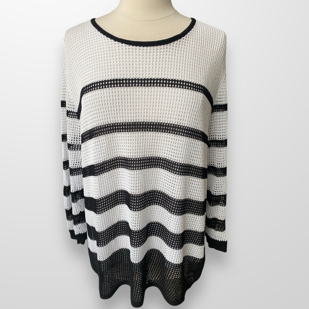 Alfred Dunner Woman Size 2X Top Shirt Tunic Black White Long Sleeve Open Weave